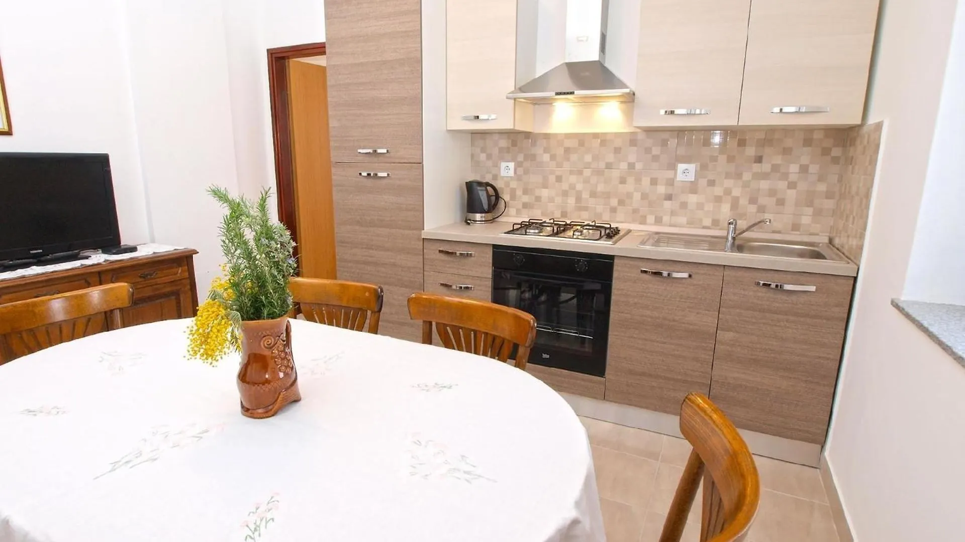 Ferienwohnung Fuer 5 Personen Ca 55 Qm In Fazana-Surida, Istrien Istrische Riviera Valbandon Croatia